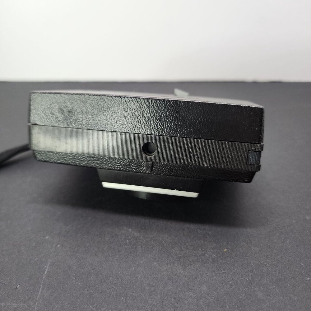 Vintage Kodak Instamic X-15 Film Camera - Not Tested - Sold for Parts Only! - Picture 4 of 9